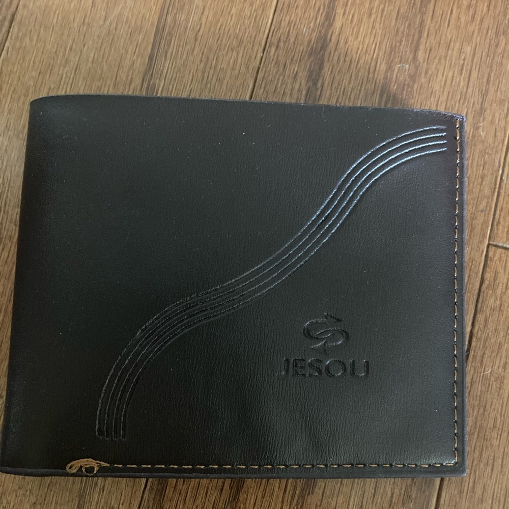 Black Leather Key & Card Holder with Curved Stitching